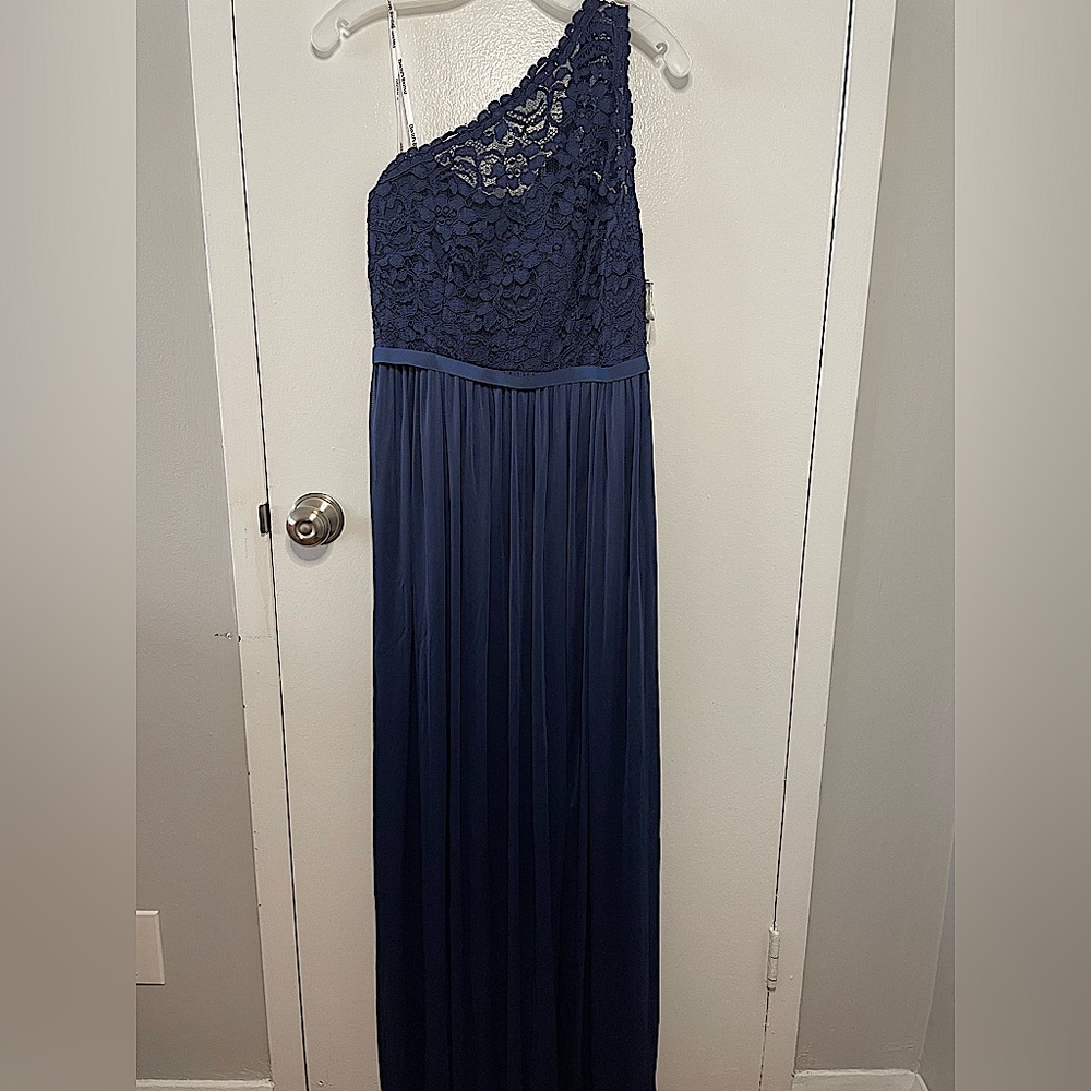 Floor-Length, Chiffon, Sleeveless, One-Shoulder, Back Zip, Lace, Leg Slit